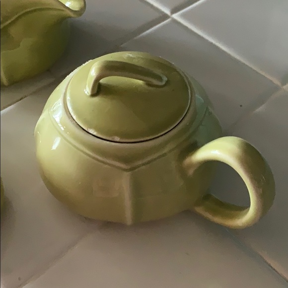 Vintage Set of sugar, creamer, salt and pepper shakers - Picture 2 of 5